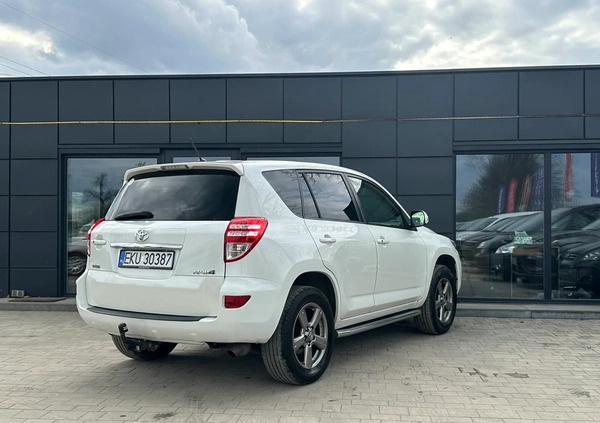 Toyota RAV4 cena 49900 przebieg: 215000, rok produkcji 2012 z Grodków małe 466